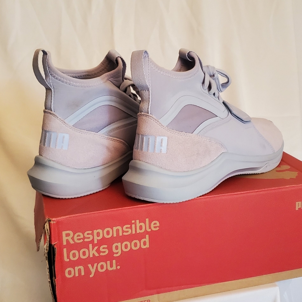 Puma Women's Lavender Color Sneakers Size 7 Women